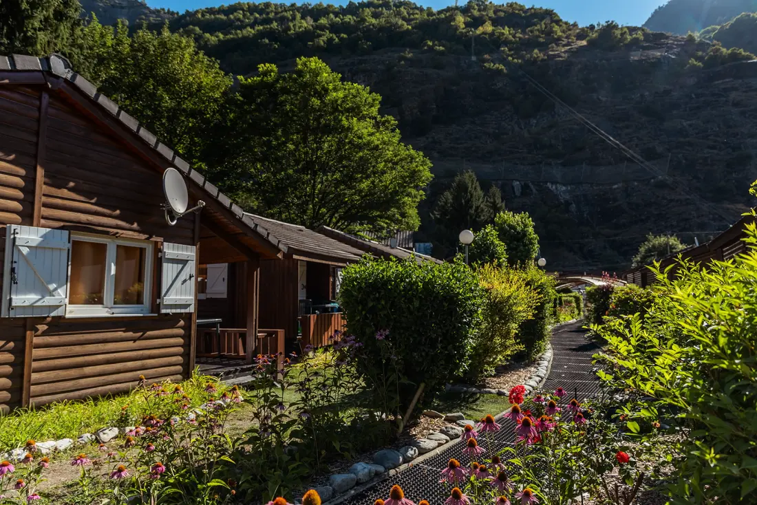 Flower Camping  A La Rencontre du Soleil 4 étoiles★★★★