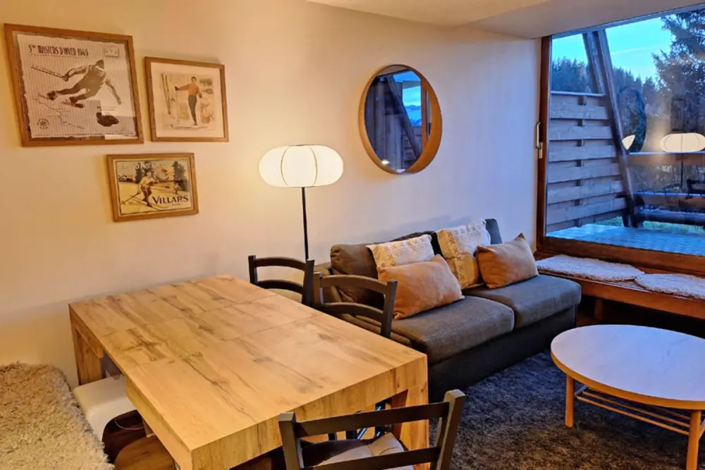 Arc 1600 : Bel Appartement Avec Balcon Et Piscine
