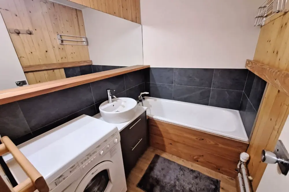 Arc 1600 : Bel Appartement Avec Balcon Et Piscine