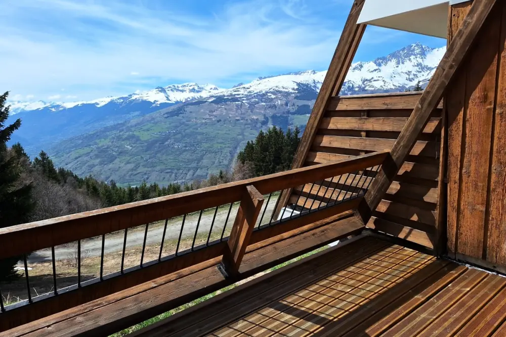 Arc 1600 : Bel Appartement Avec Balcon Et Piscine