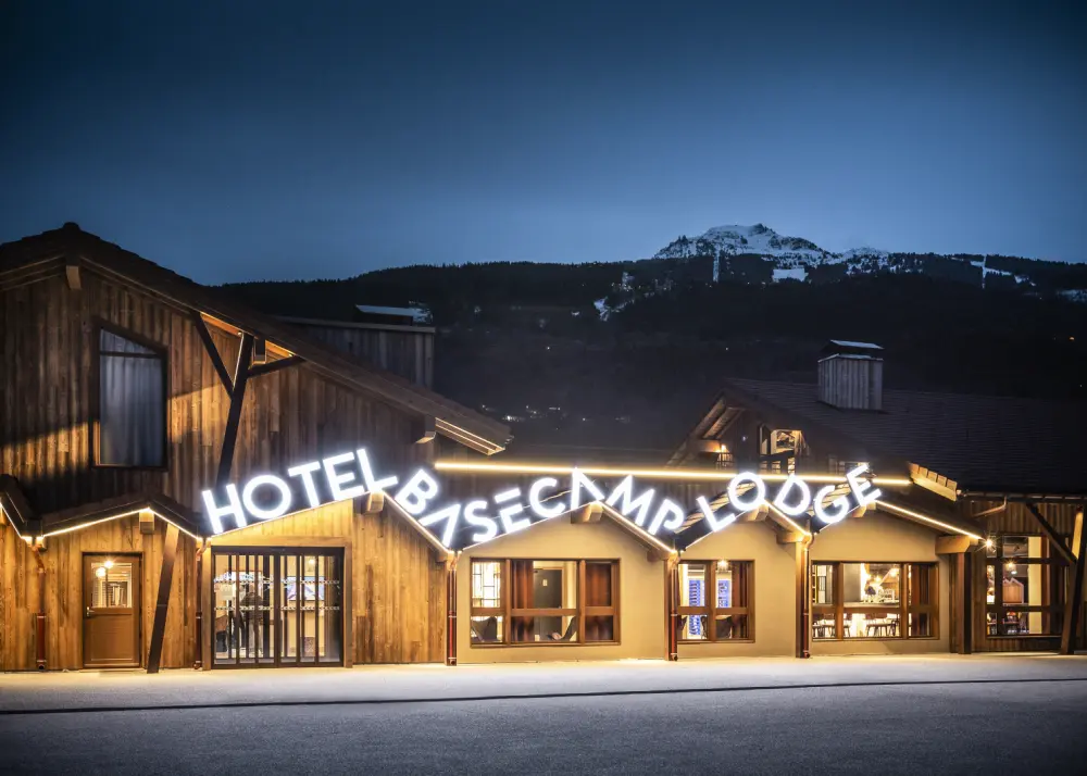 Hôtel Base Camp Lodge Bourg Saint Maurice - Petit-déjeuner inclus