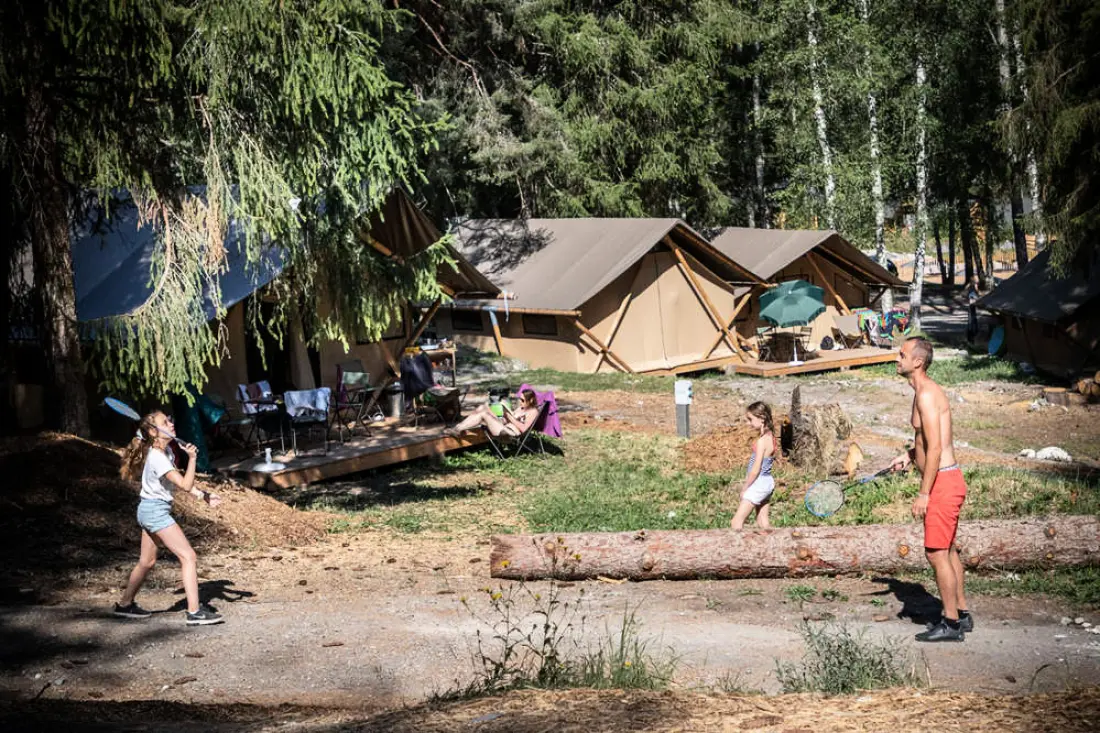 Camping Huttopia Bozel en Vanoise