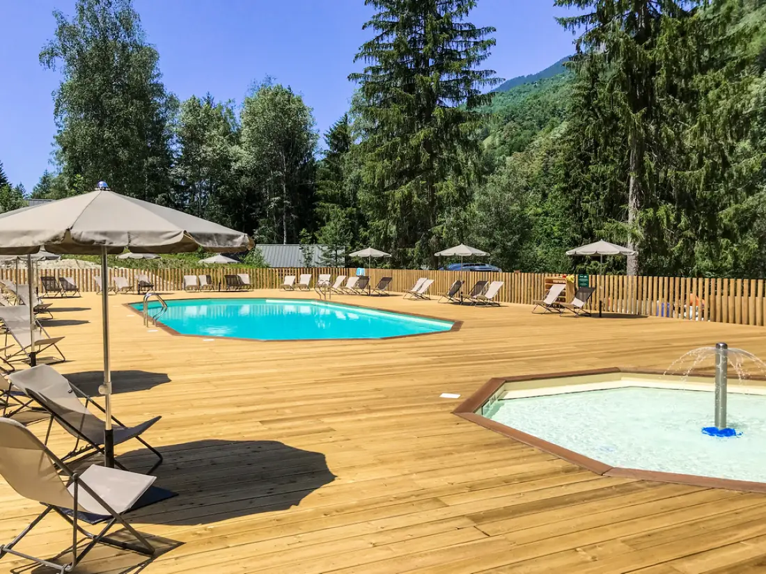 Camping Huttopia Bozel en Vanoise