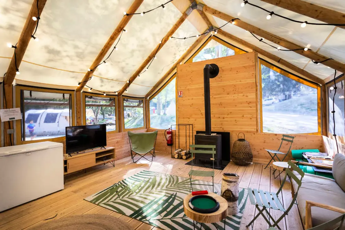 Camping Huttopia Bozel en Vanoise