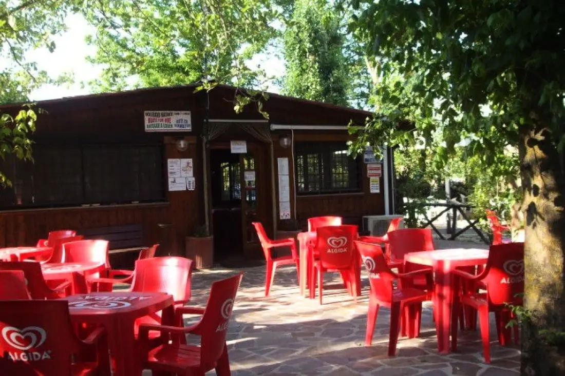Azzurro Camping Village - Lake Bracciano 4 étoiles★★★★