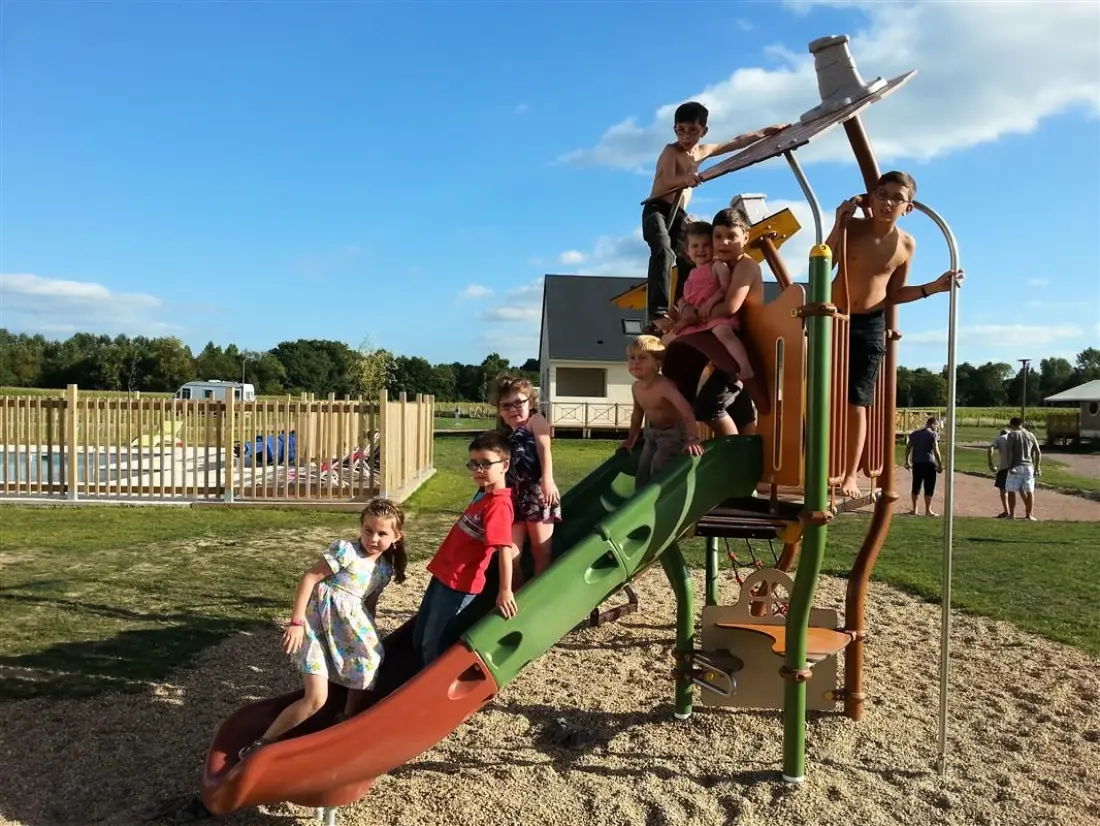 Flower Camping Loire et Châteaux 4 étoiles★★★★