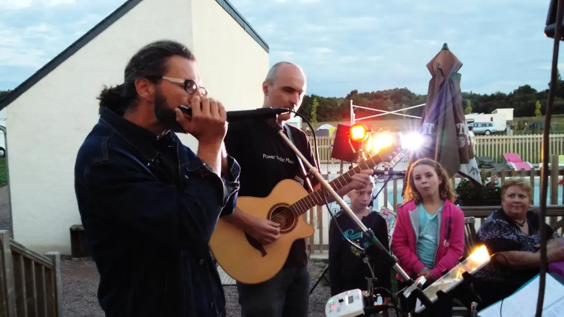 Flower Camping Loire et Châteaux 4 étoiles★★★★