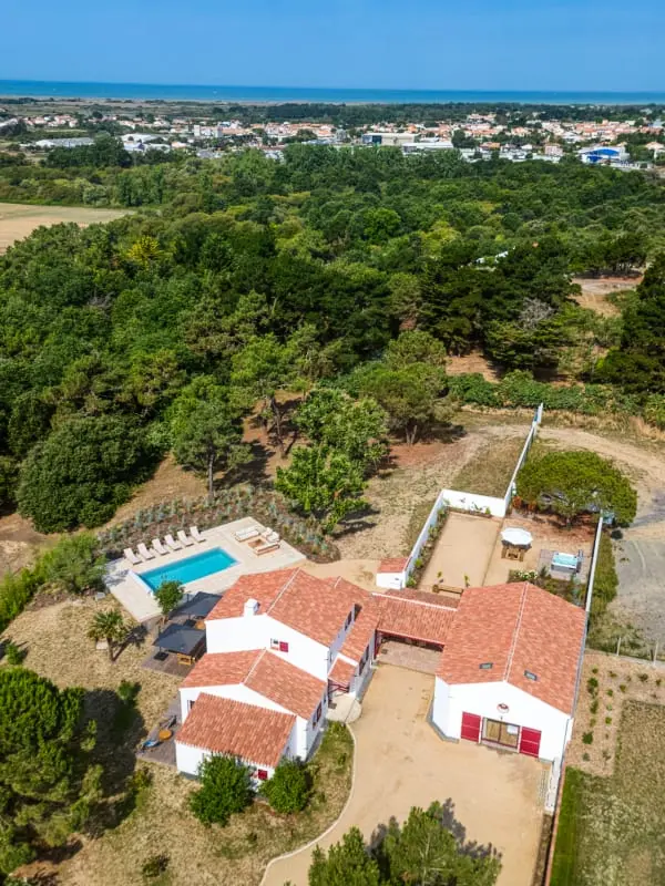 Villa Belvédère: Vue, Piscine, Jacuzzi, Sauna, Pétanque, 15 Pers