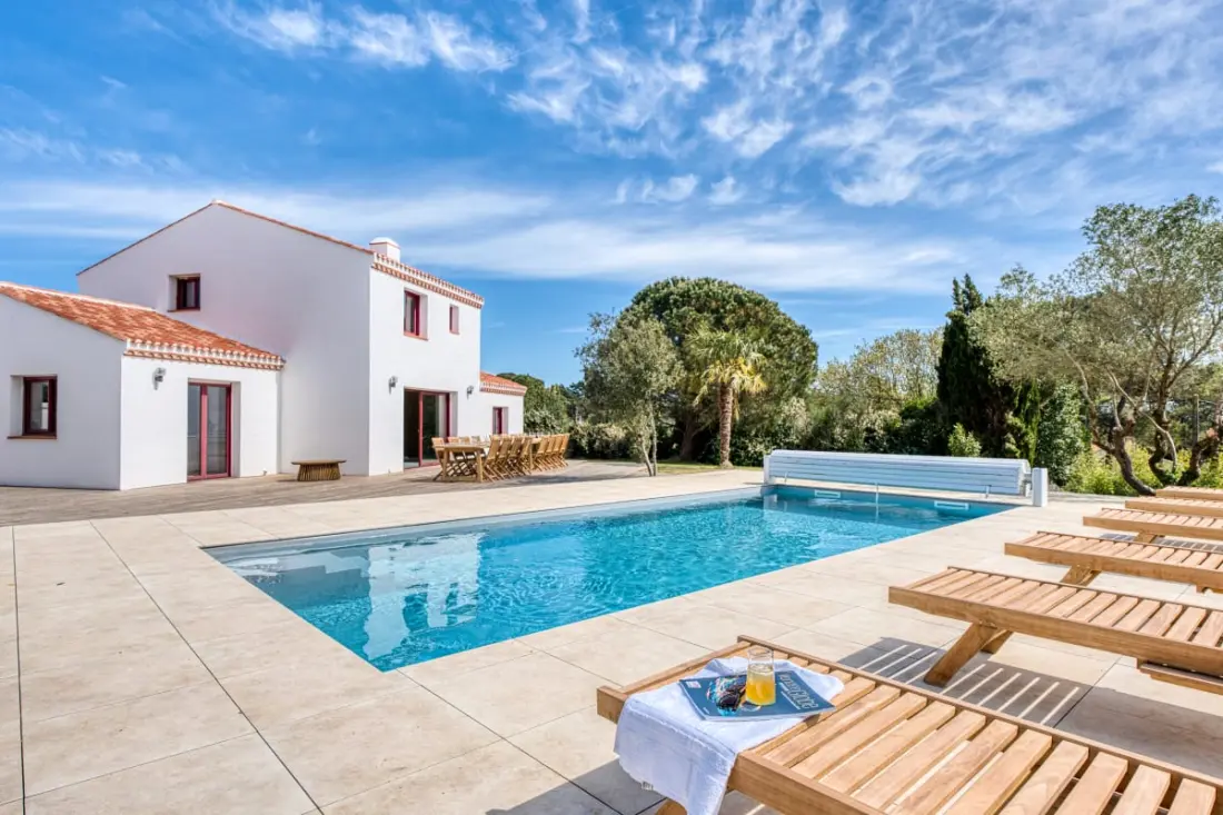 Villa Belvédère: Vue, Piscine, Jacuzzi, Sauna, Pétanque, 15 Pers