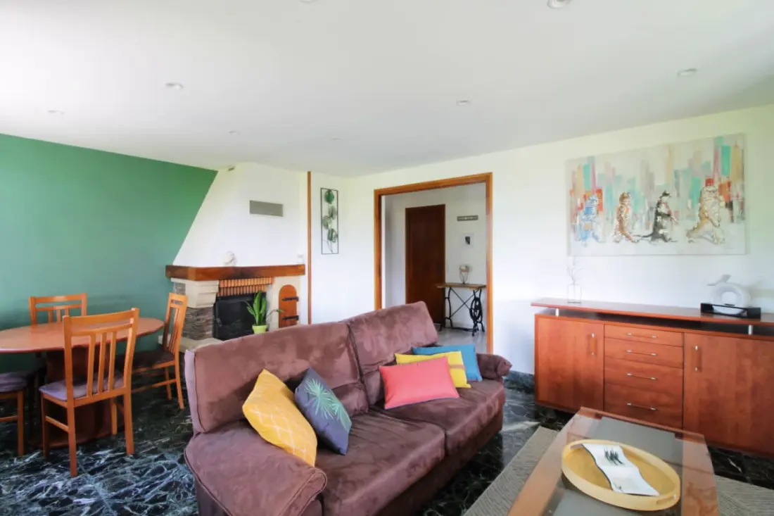 Maison De Charme Avec Superbes Vues