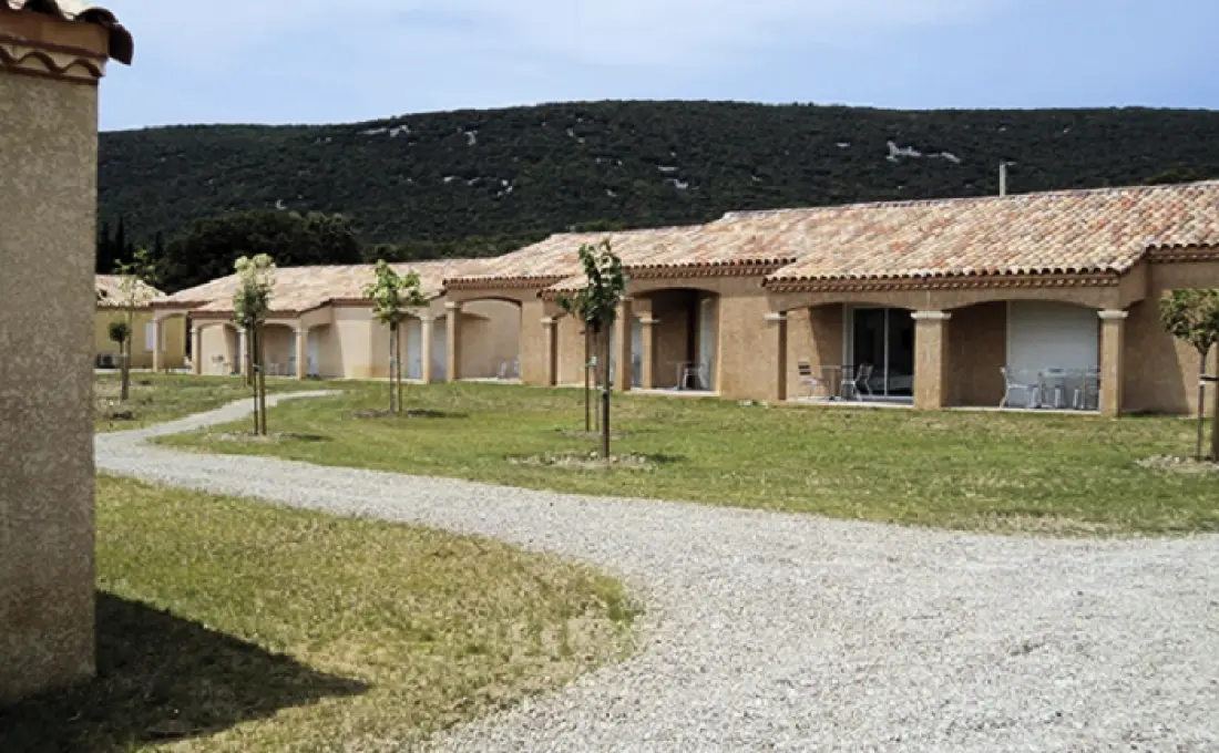Park & Suites Village Brissac