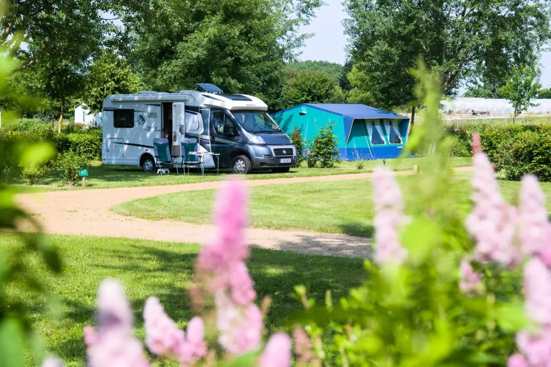 Camping de l'Etang Sites et Paysages 4 étoiles★★★★