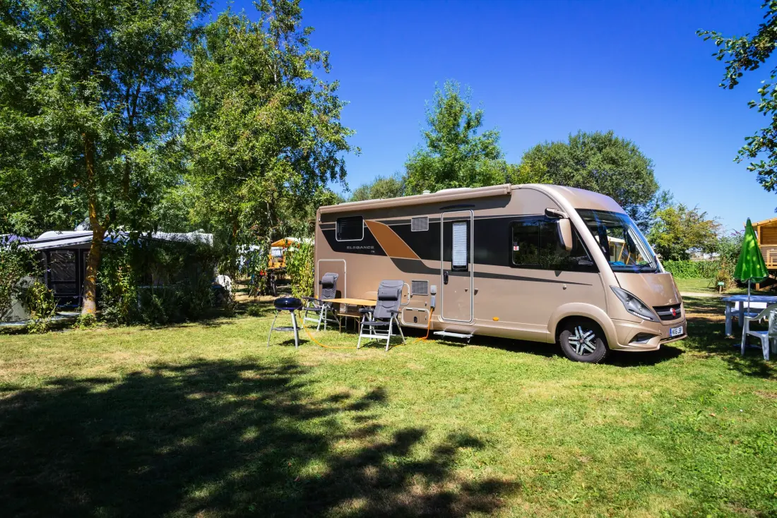 Camping de l'Etang Sites et Paysages 4 étoiles★★★★