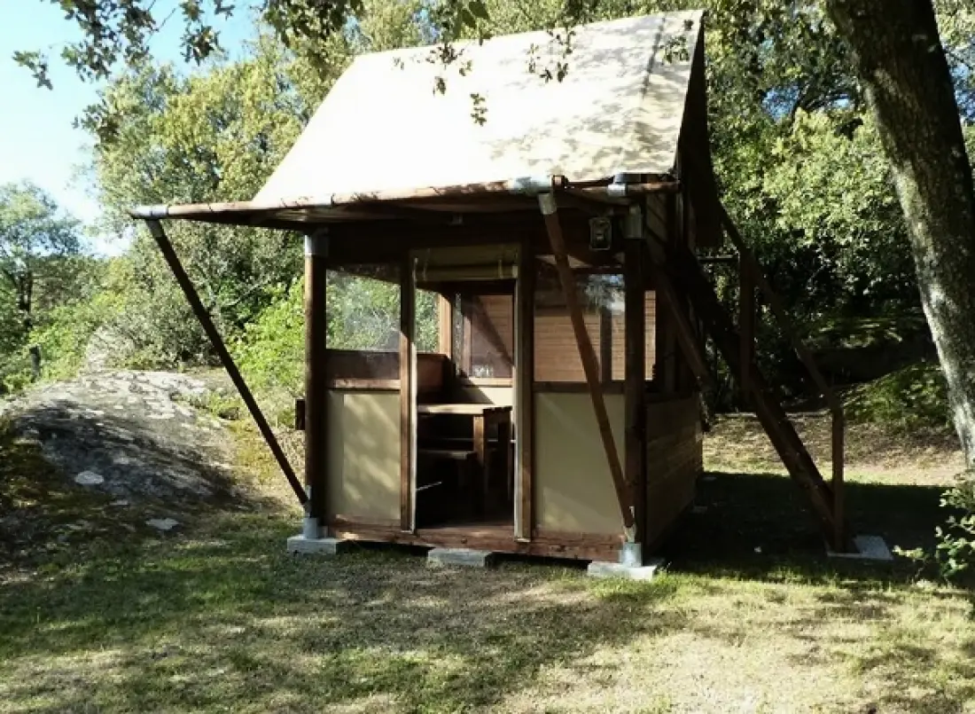 Flower Camping Le Martinet Rouge 3 étoiles★★★