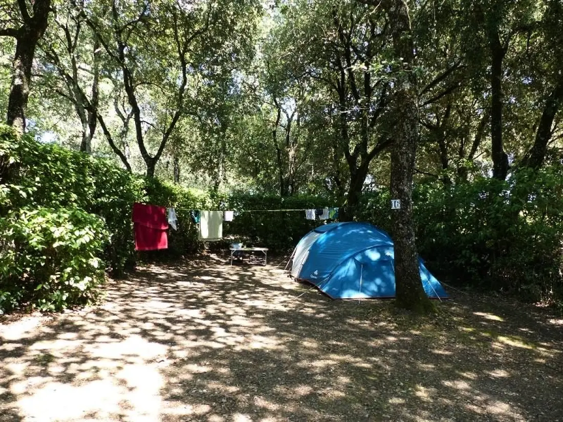Flower Camping Le Martinet Rouge 3 étoiles★★★