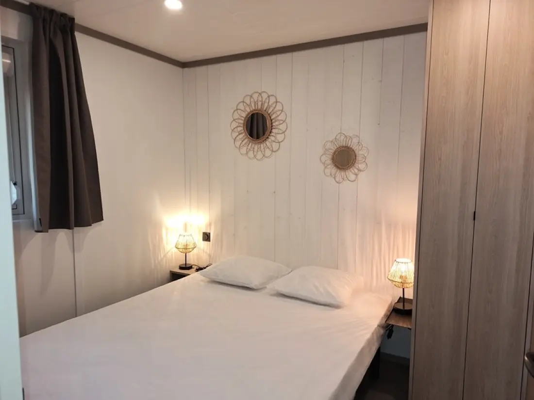 Flower Camping Le Martinet Rouge 3 étoiles★★★