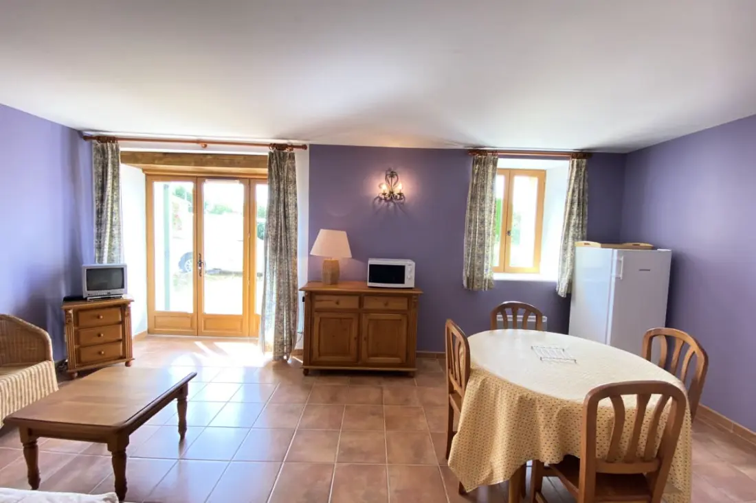 04b6 : Beau Studio Dans Un Mas Provençal - Piscine