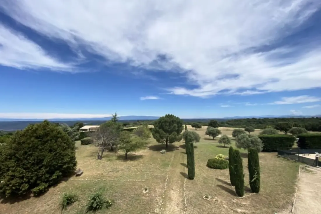 04b6 : Beau Studio Dans Un Mas Provençal - Piscine