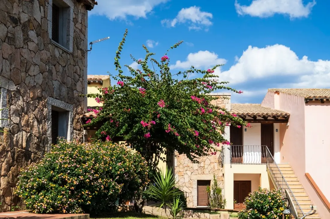 Li Troni Residence