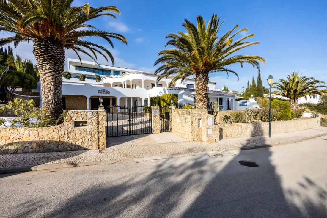 Fortaleza Sea View Villa Miramar - Two Bed Downstairs Apartment