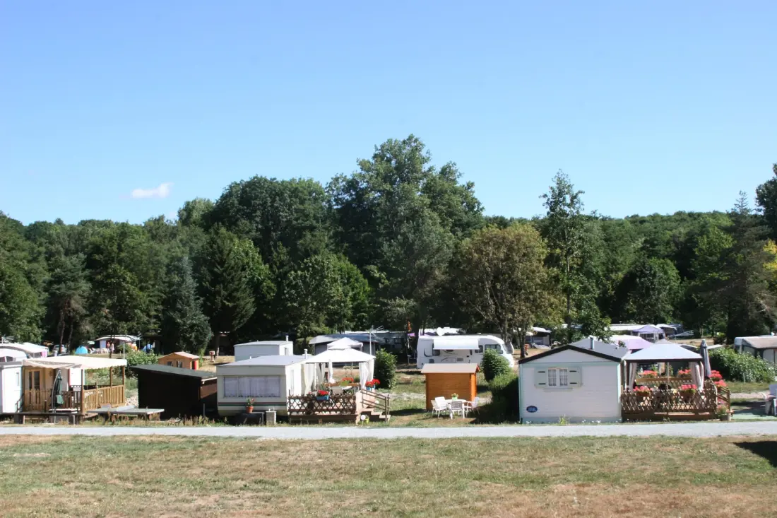 Camping Les Castors 4 étoiles★★★★