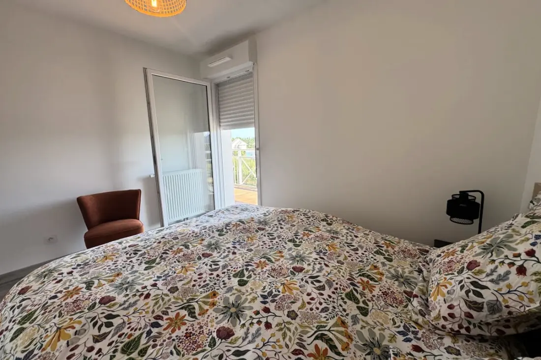 Appartement 2 Chambres Avec Balcon, Proche Mer