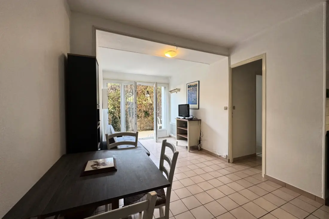 Appartement En Rez-de-jardin, Plage à Pied