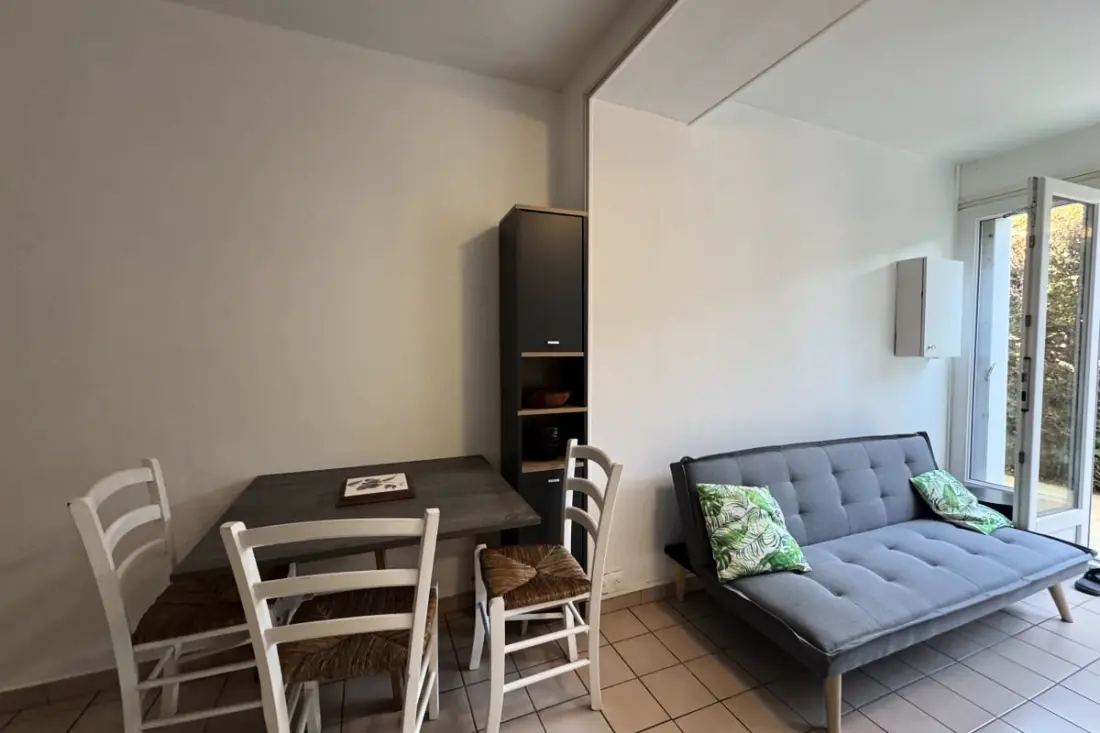Appartement En Rez-de-jardin, Plage à Pied