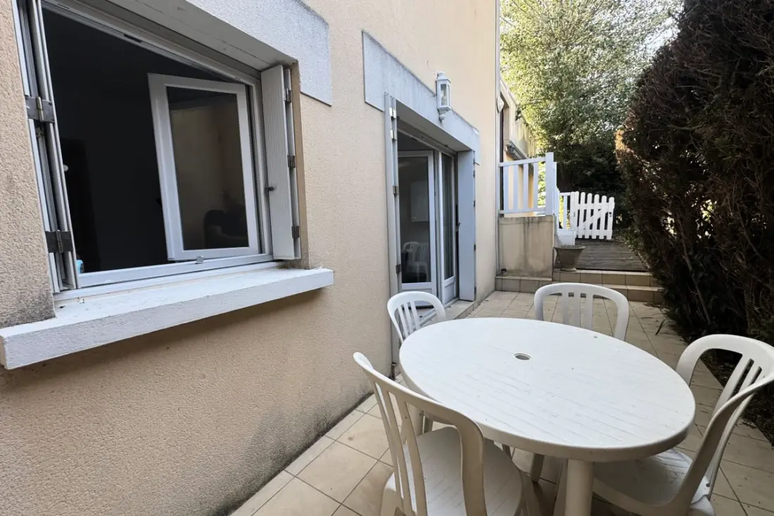 Appartement En Rez-de-jardin, Plage à Pied