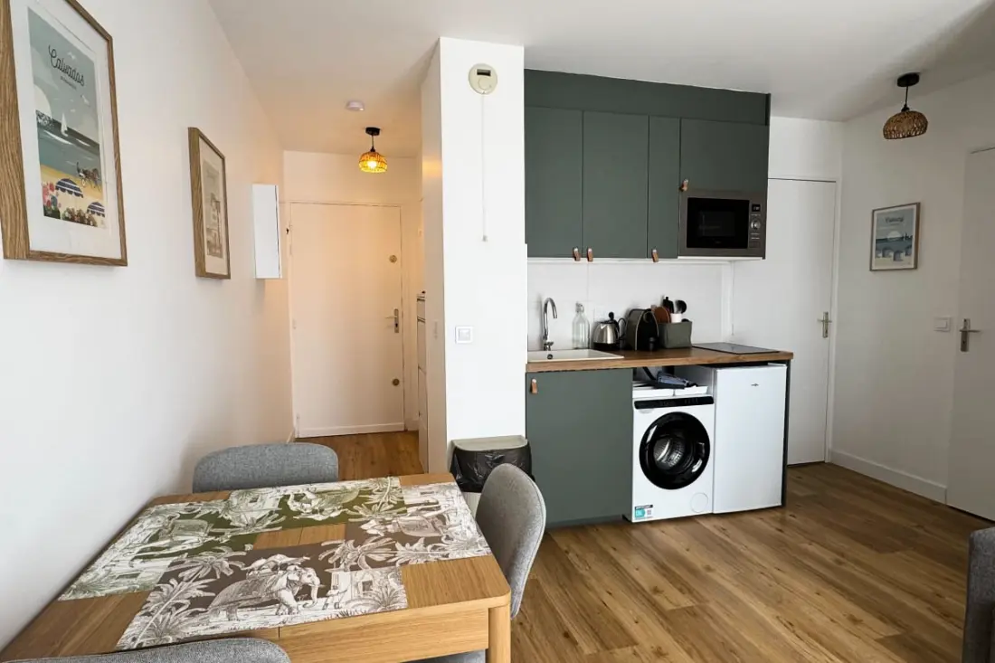 Appartement Rénové Avec Vue Et Parking à Cabourg