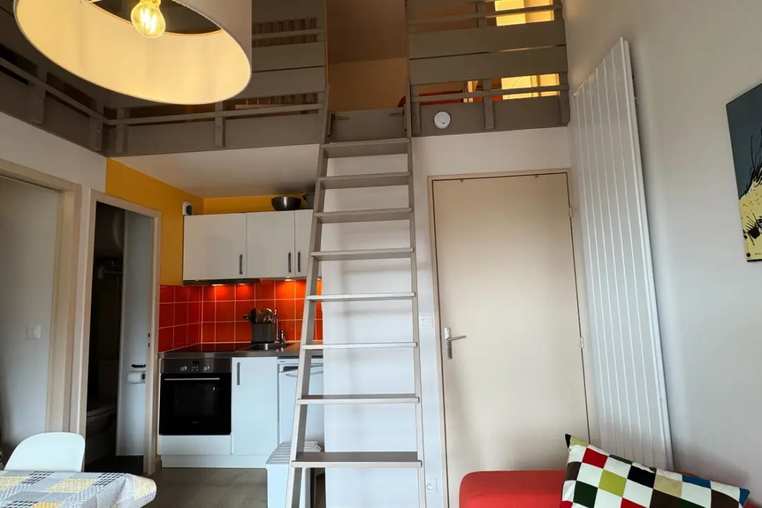Appartement Rénové &amp; Lumineux - Accès Direct Mer