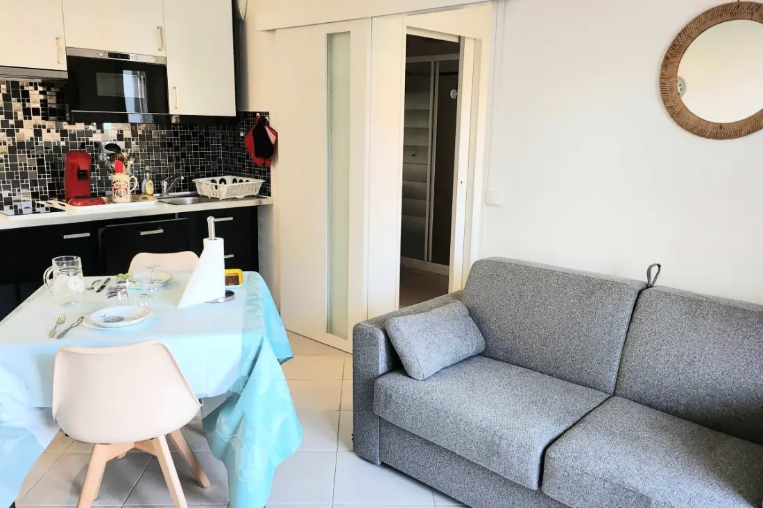 Beau T2 Avec Balcon - Proche Plage