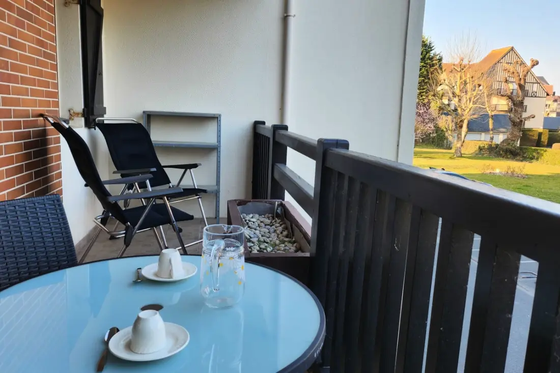 Beau T2 Avec Balcon - Proche Plage