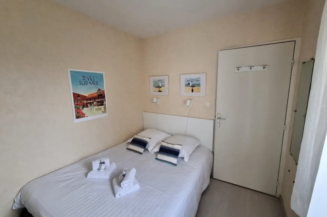Très Bel Appartement Avec Balcon à Cabourg