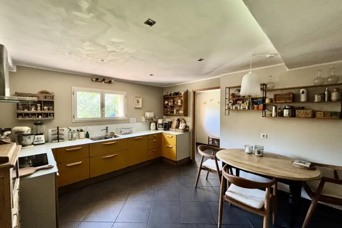 "la Bastide Des Oliviers" Maison De Charme Avec Piscine (nouveau)