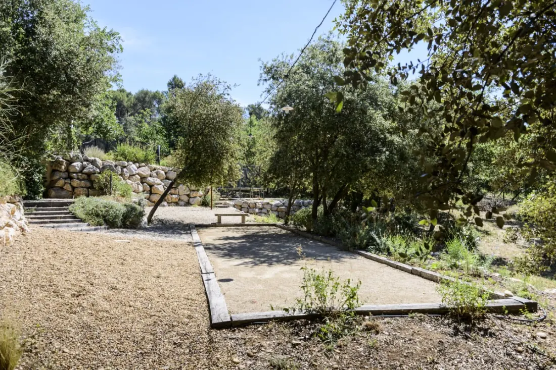 Les Gardis — Mas Provençal D'exception Au Cœur Du Luberon