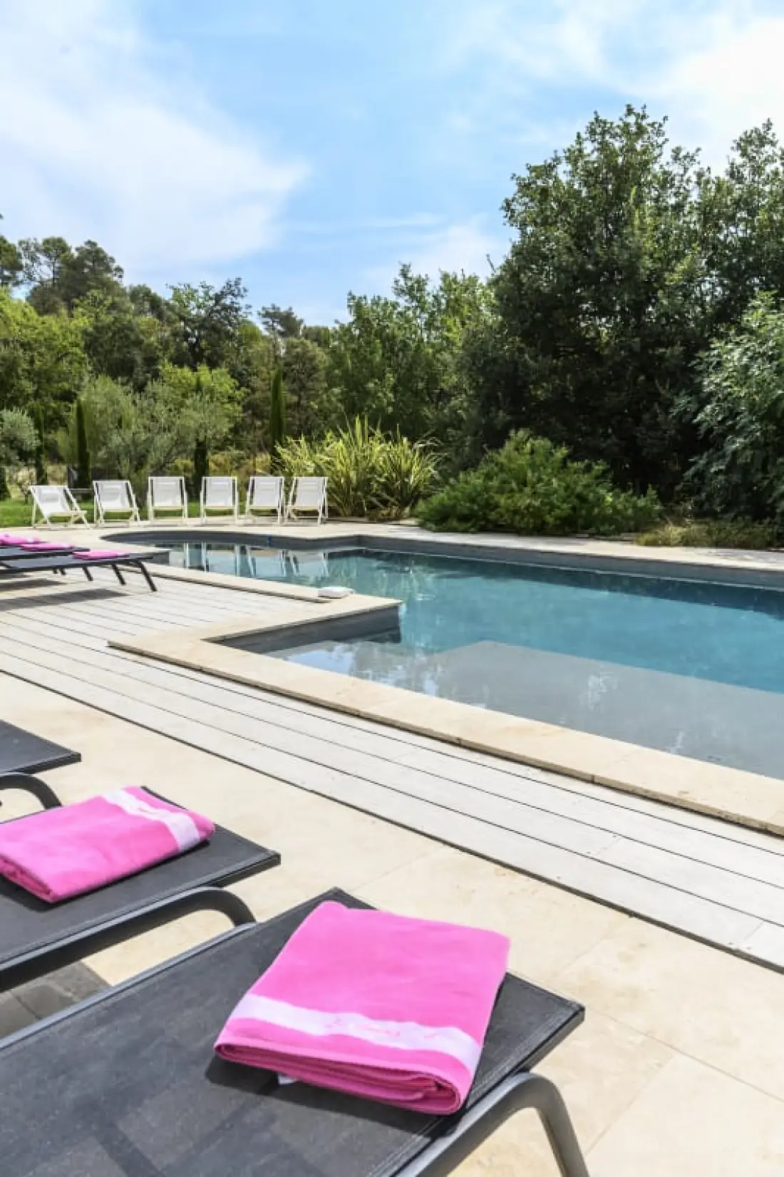 Les Gardis — Mas Provençal D'exception Au Cœur Du Luberon