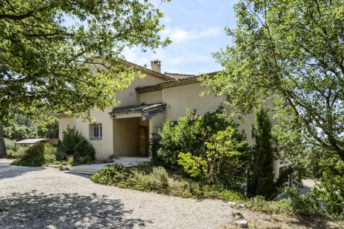 Les Gardis — Mas Provençal D'exception Au Cœur Du Luberon