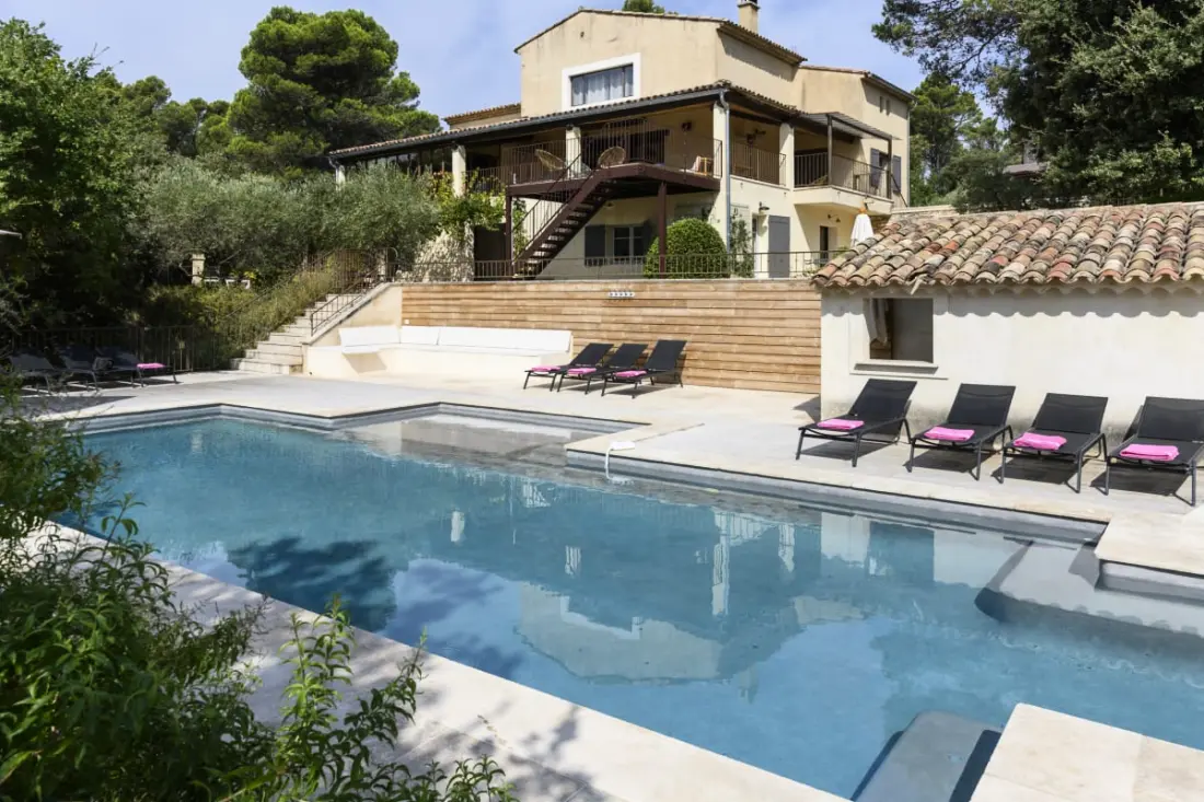 Les Gardis — Mas Provençal D'exception Au Cœur Du Luberon