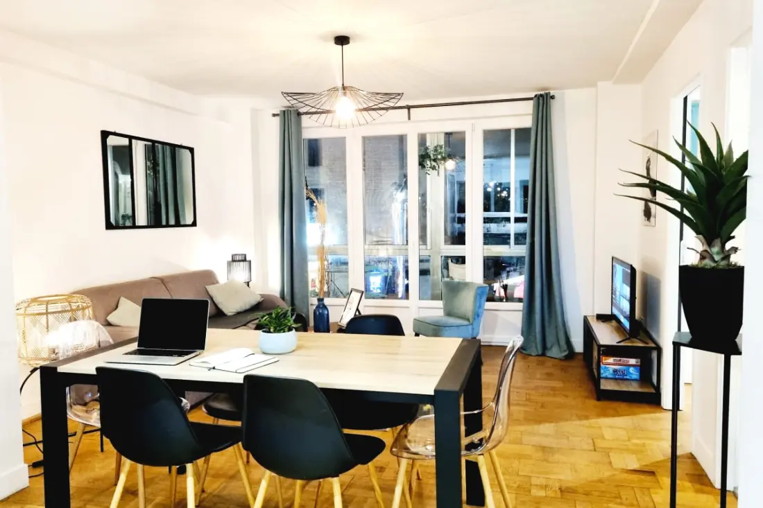 🎑 La Loggia - Vue Centre Ville, Proche Château