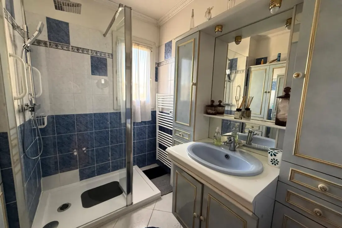 Appartement Avec Balcon Et Parking Cagnes-sur-mer