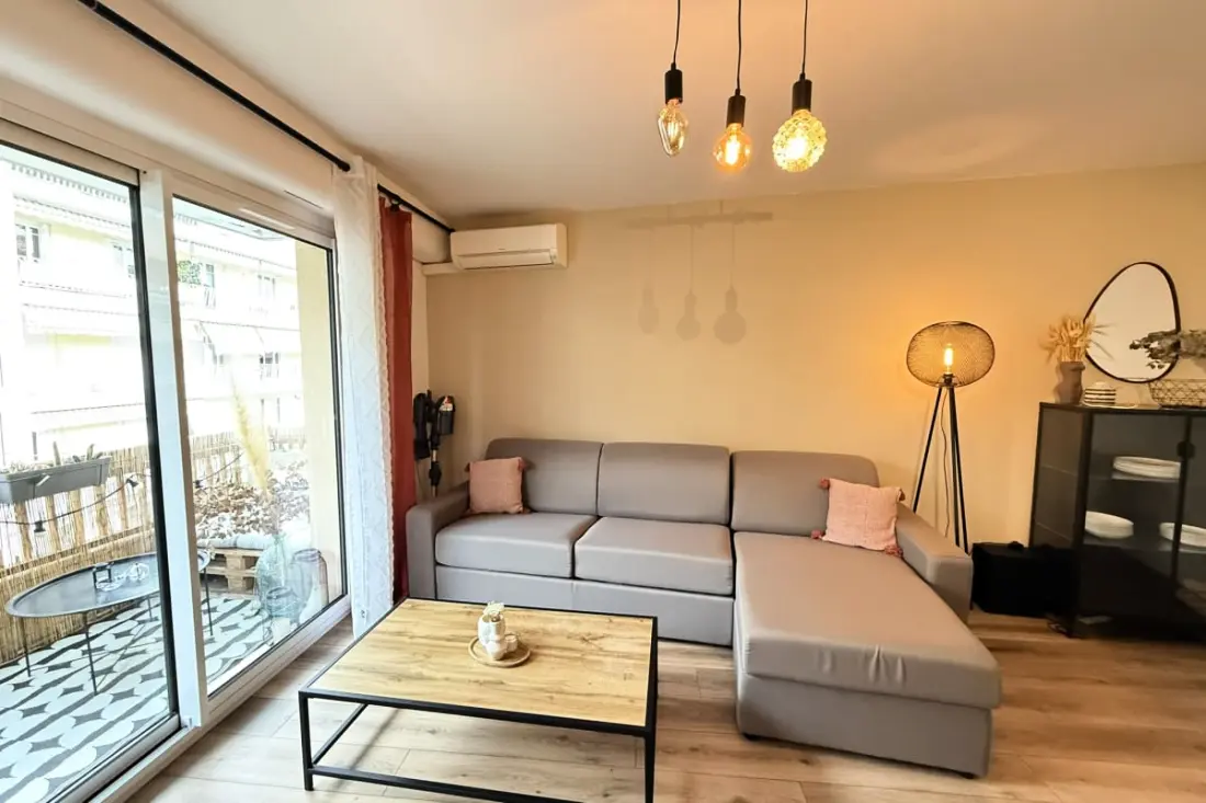 Appartement Moderne Avec Terrasse - Situation Idéale