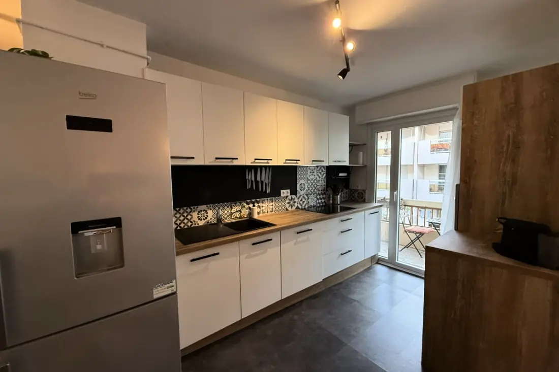 Appartement Moderne Avec Terrasse - Situation Idéale