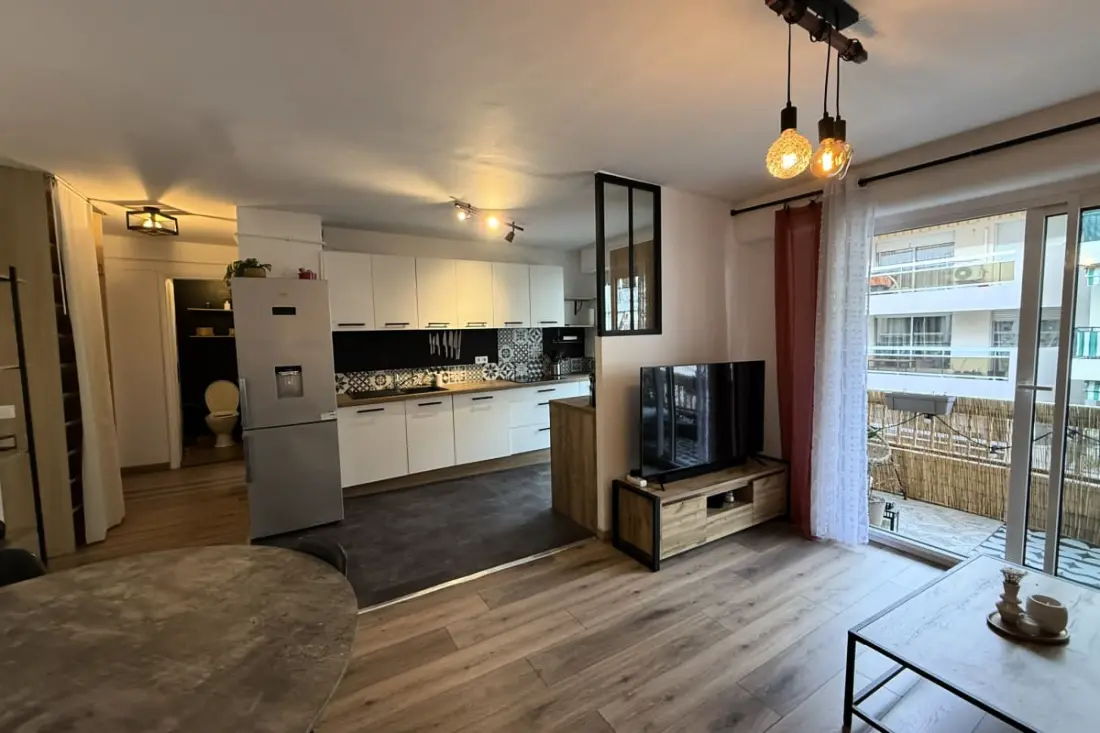 Appartement Moderne Avec Terrasse - Situation Idéale