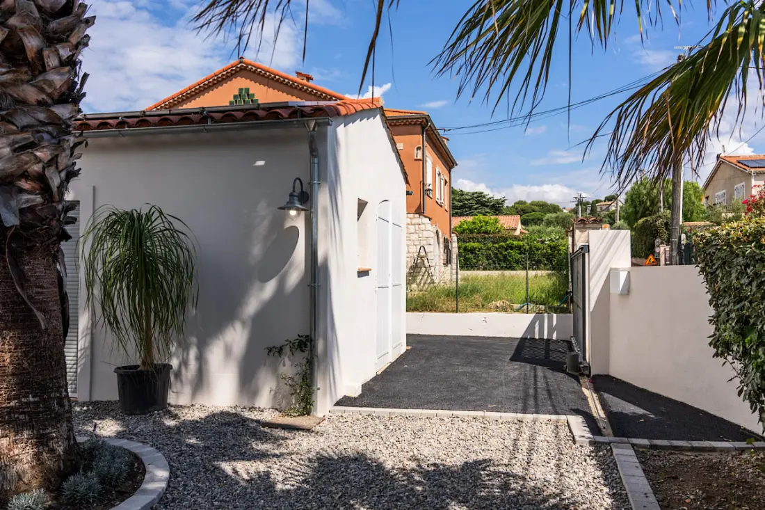 Jolie Maison Avec Piscine à Cagnes-sur-mer