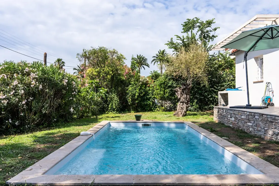 Jolie Maison Avec Piscine à Cagnes-sur-mer