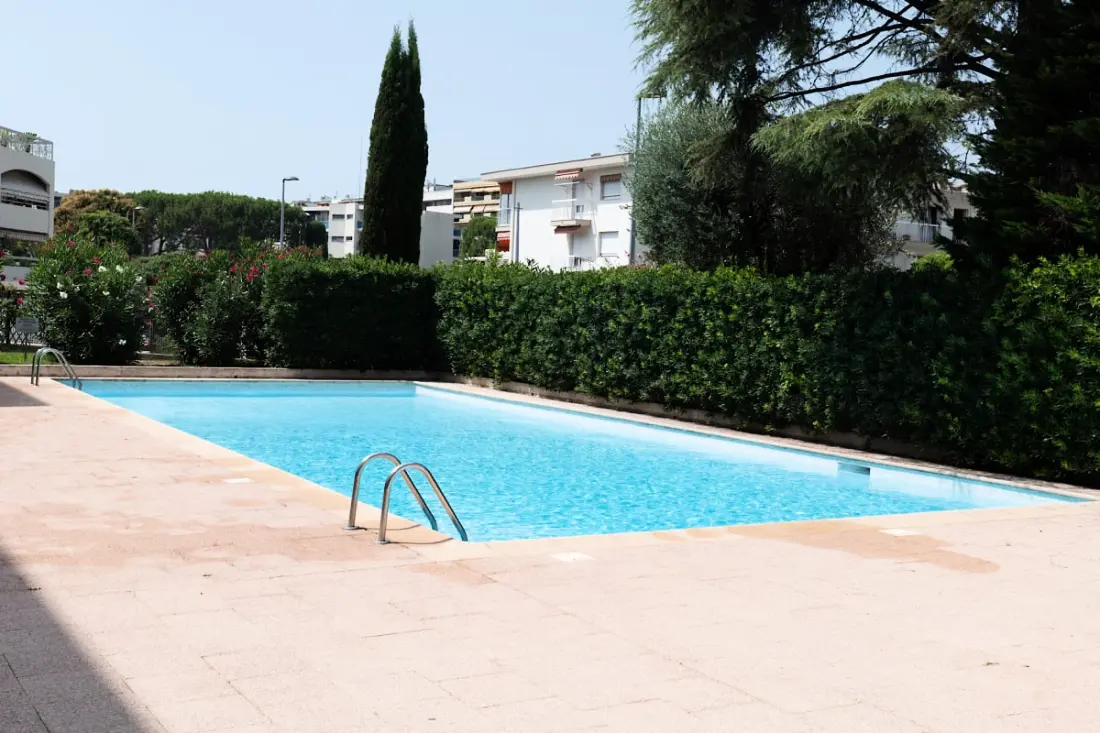 Appartement Avec Piscine Proche De La Mer