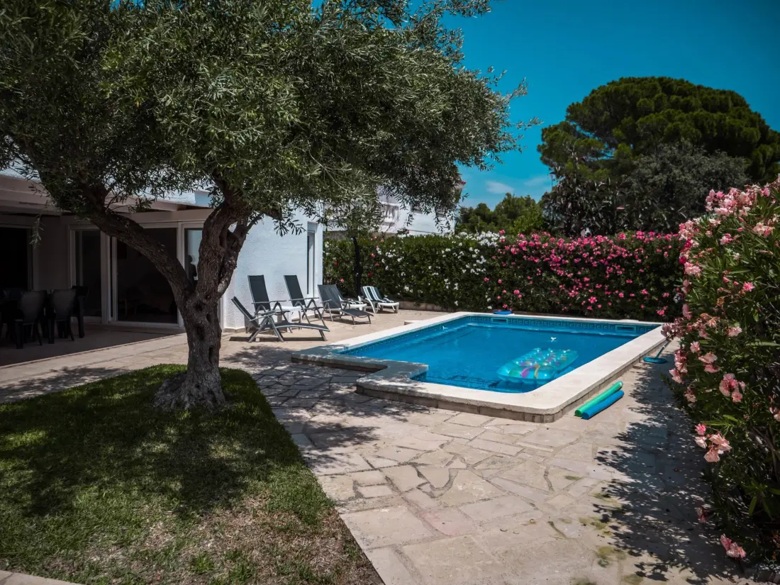Maison de Vacances Calafat 4