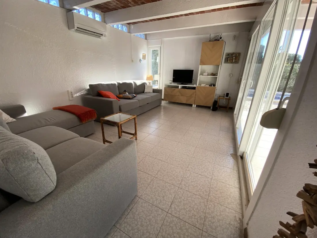 Maison de Vacances Calafat 4