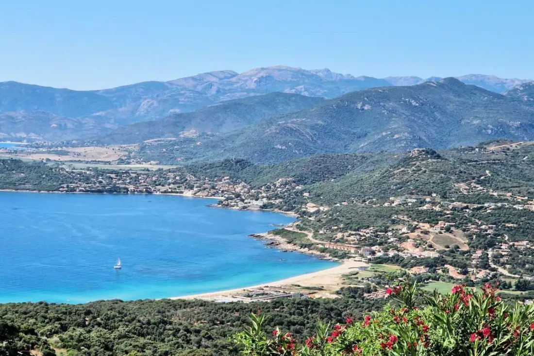 Charmant Cocon Refait à Neuf Avec Vue Mer